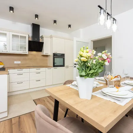 Tonka Roberta 2 Apartmán Crikvenica